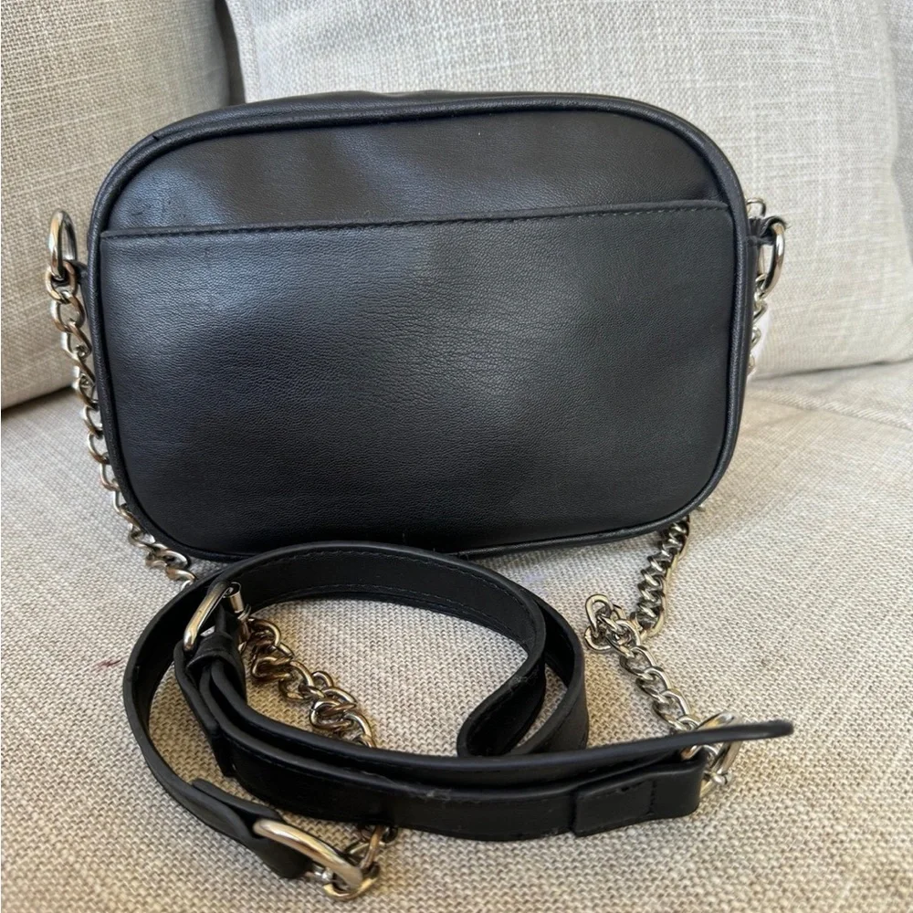 Badgley Mischka Camera crossbody Bag - Picture 2 of 12